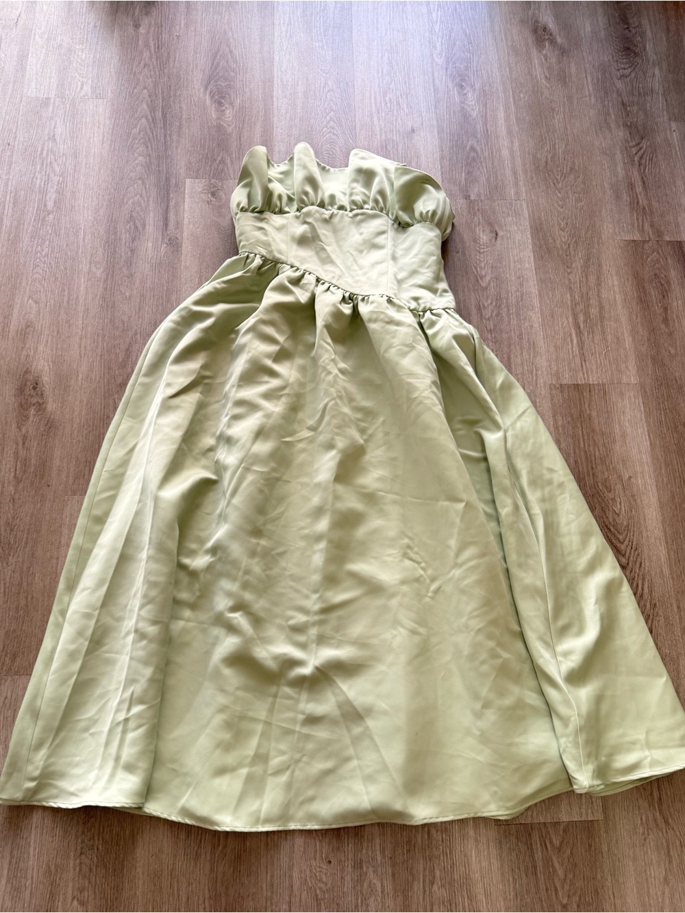 elliatt laurel green satin ruffle bust boned strapless maxi gown dress XL NEW - Picture 8 of 15